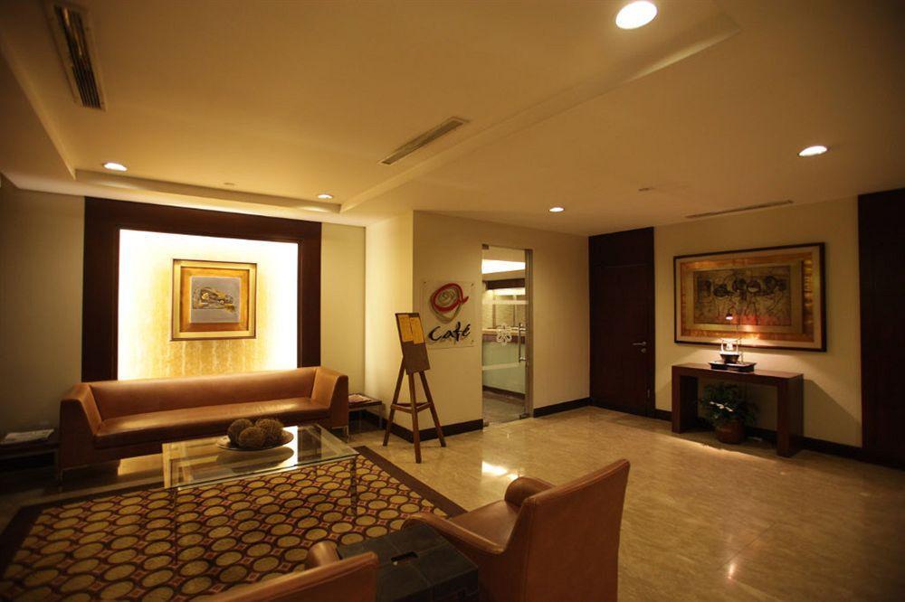Amorsolo Mansion Hotel Makati City Luaran gambar